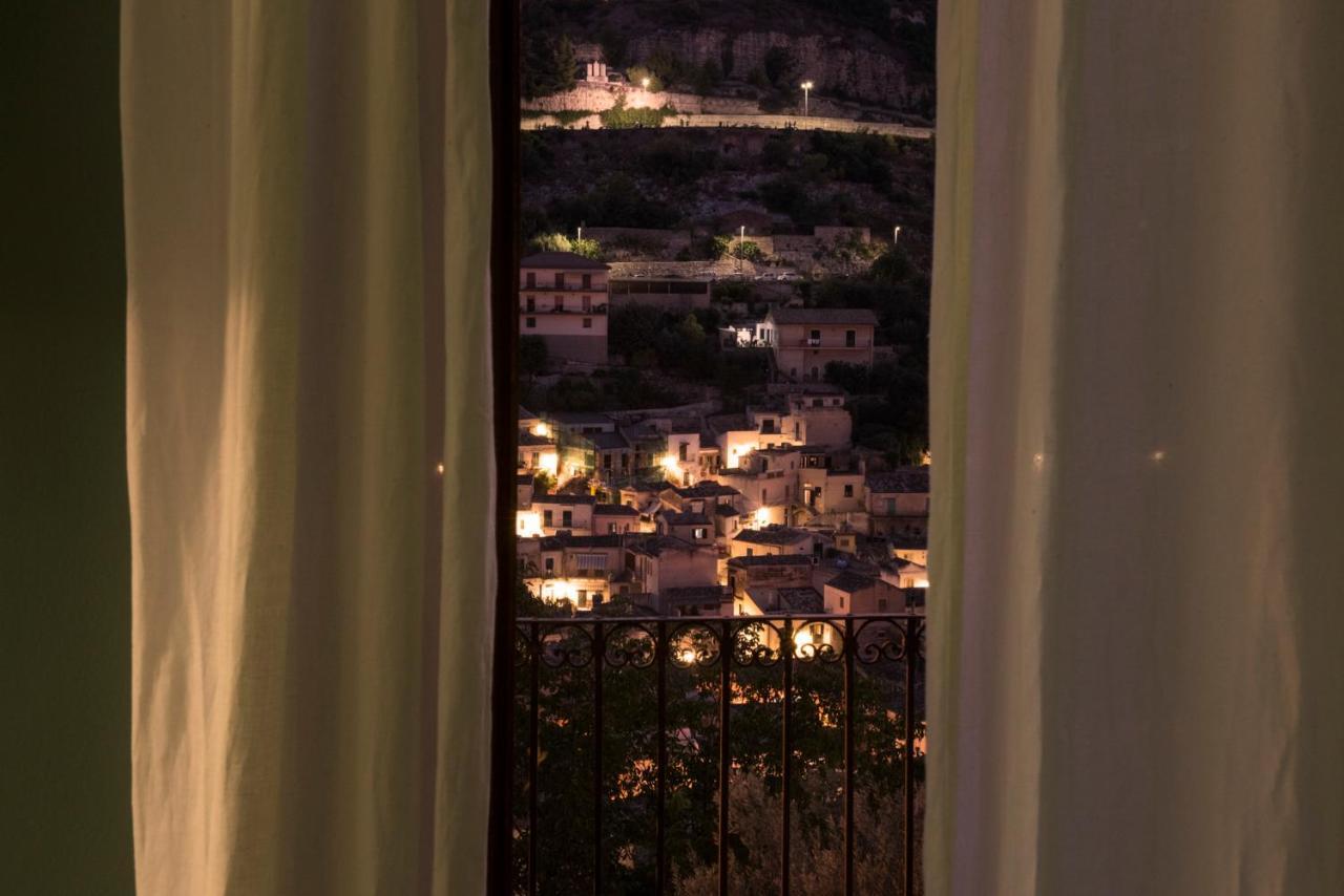 Le Stanze Del Cioccolato Bed & Breakfast Modica Eksteriør bilde
